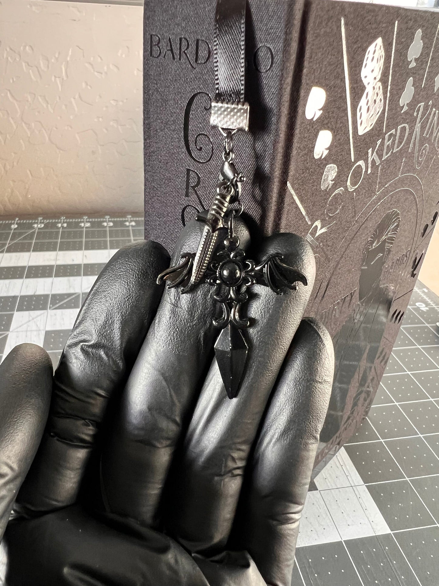 Crooked Kingdom Darkened Edition Rebound