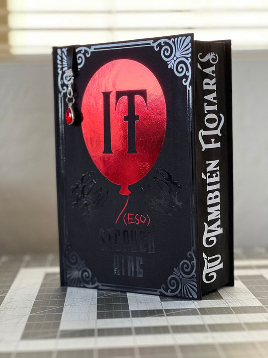 IT (Spanish Edition) by Stephen King Handcrafted Rebounded Hardcover Special Edition