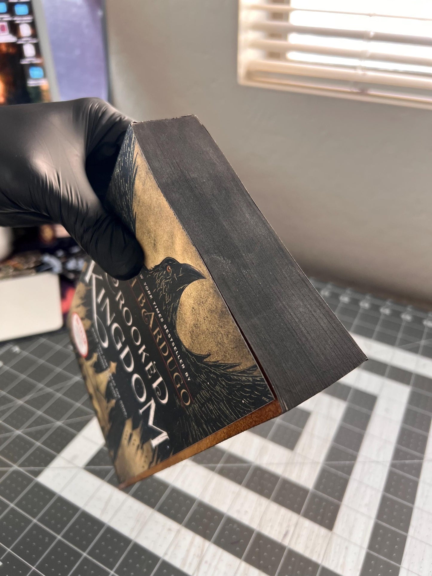 Crooked Kingdom Leigh Bardugo Sprayed Edge Paperback