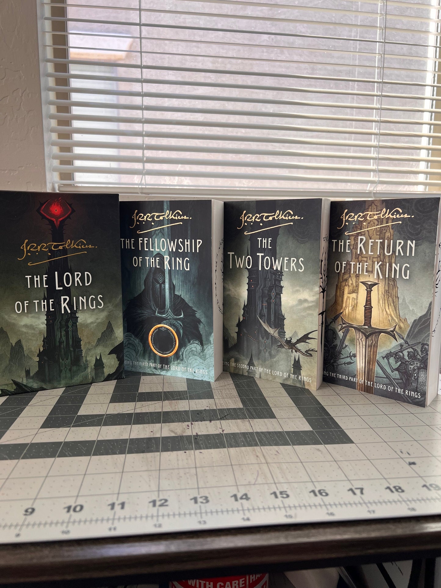 The Lord of the Rings Bookbox Set Sprayed Edges