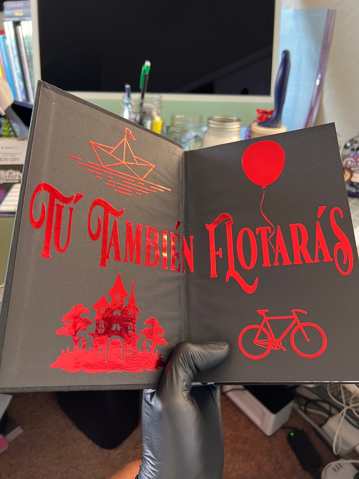 IT (Spanish Edition) by Stephen King Handcrafted Rebounded Hardcover Special Edition