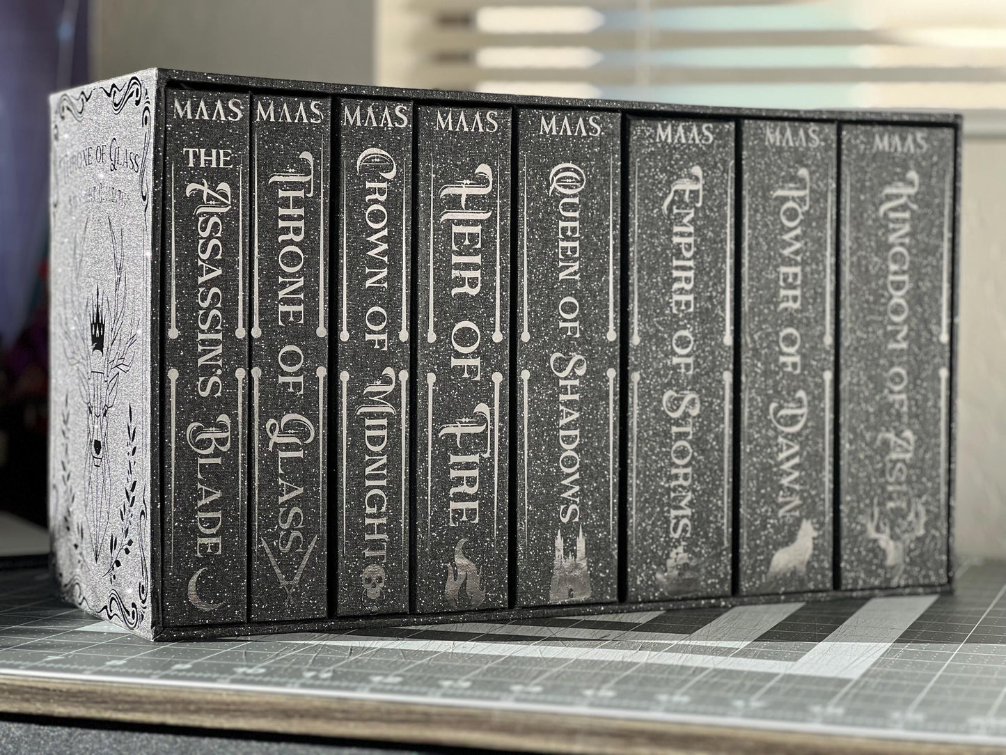 The Throne of Glass Starlight Collection Rebound Rebind by Sarah J Maas (WITH SLIPCASE)