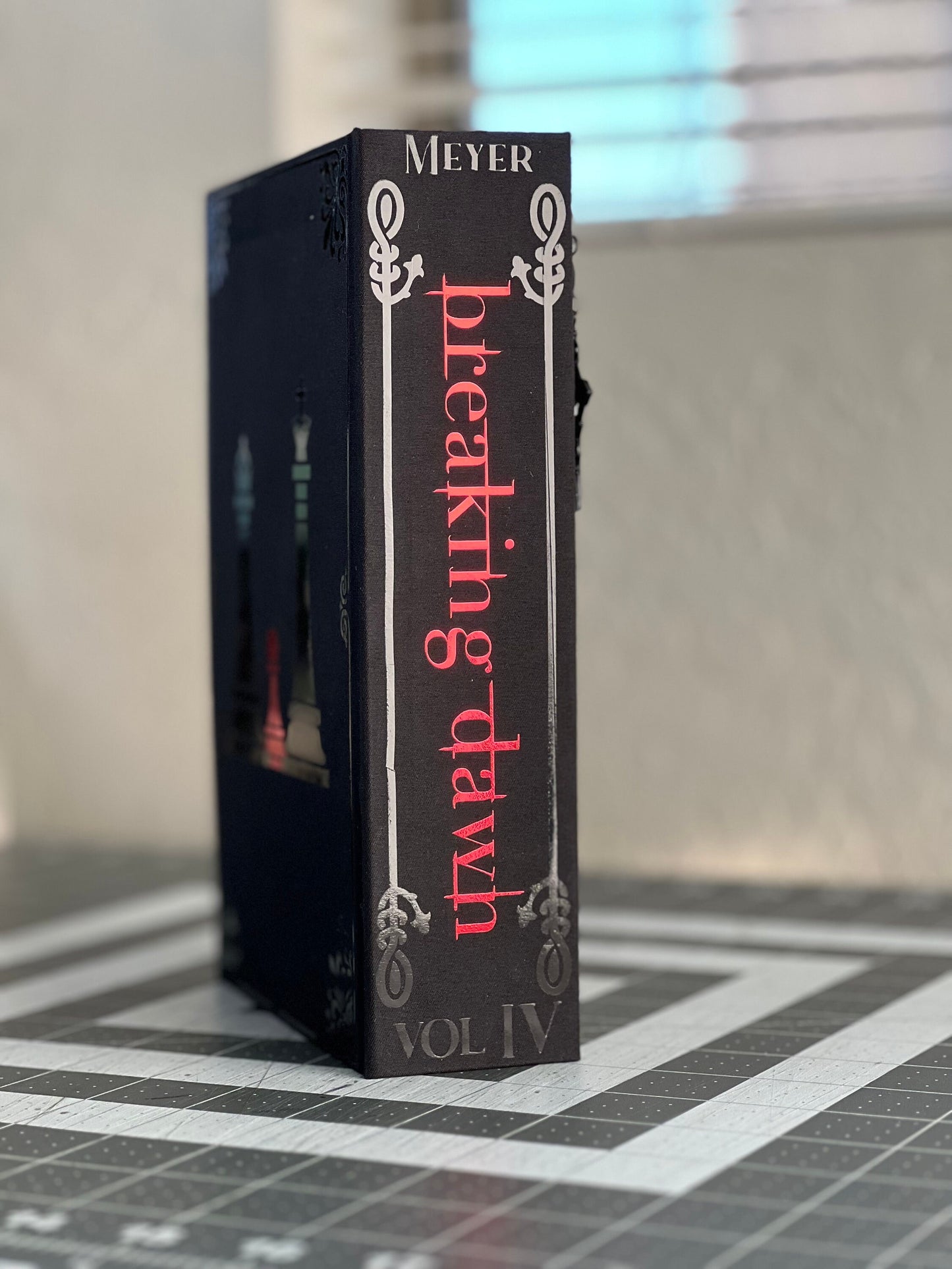 Breaking Dawn Obsidian Edition by Stephenie Meyer Rebound Rebind