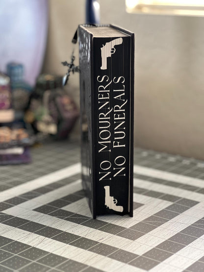 Crooked Kingdom Darkened Edition Rebound
