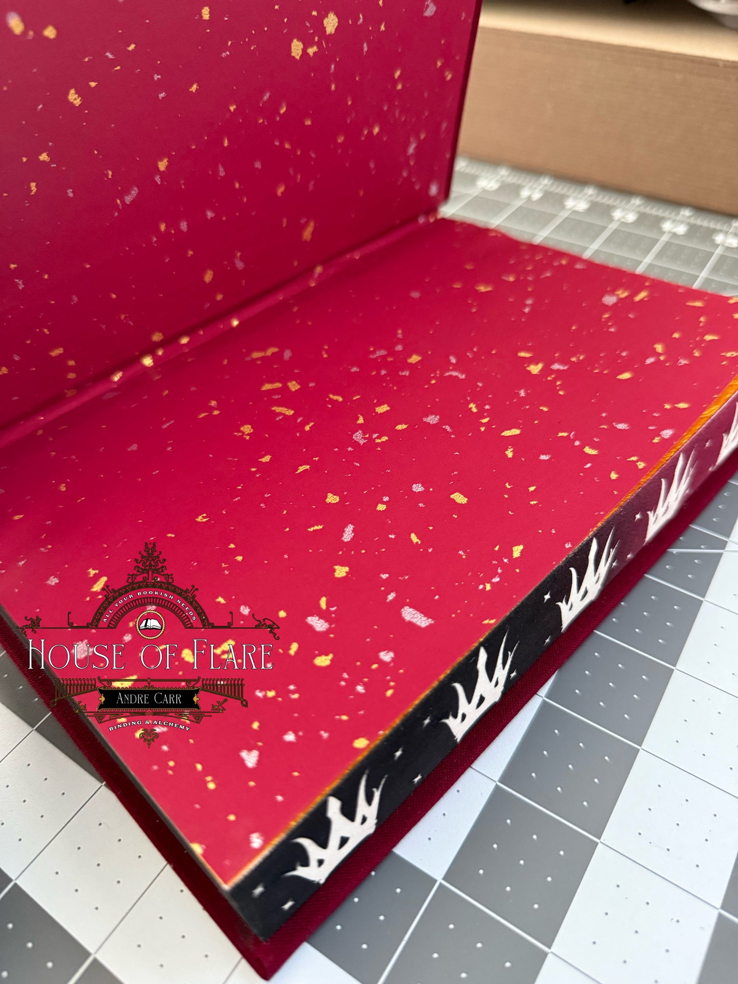 Finale – Maroon Illusionist Edition | Custom | Rebound