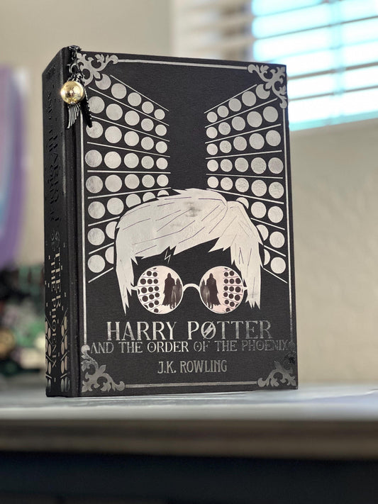 Harry Potter and the Order of the Phoenix The Serious Black Edition Rebound Rebind